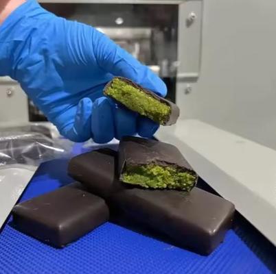 Bánh kẹo sô cô la / thanh sôcôla Máy tạo khuôn bằng máy