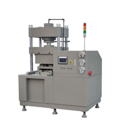 Năng suất cao Tự động hóa máy thức ăn cho chó để ép da / xương thô