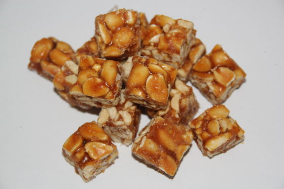 Peanut Bar Cắt ngũ cốc Máy làm thanh năng lượng Dây chuyền chế biến dinh dưỡng