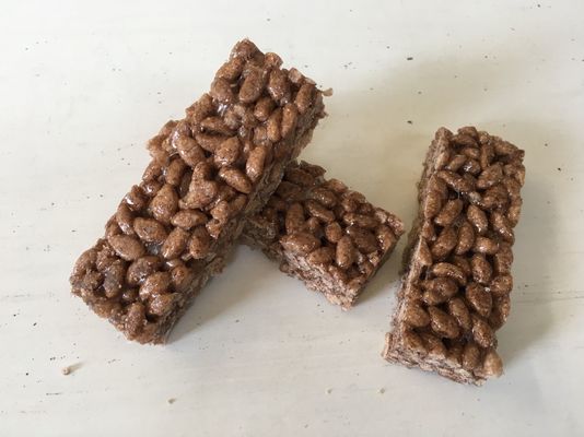 Thanh ngũ cốc ép Máy cắt thanh Granola với hiệu suất tuyệt vời