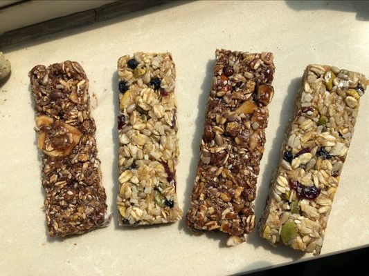 Thanh ngũ cốc ép Máy cắt thanh Granola với hiệu suất tuyệt vời